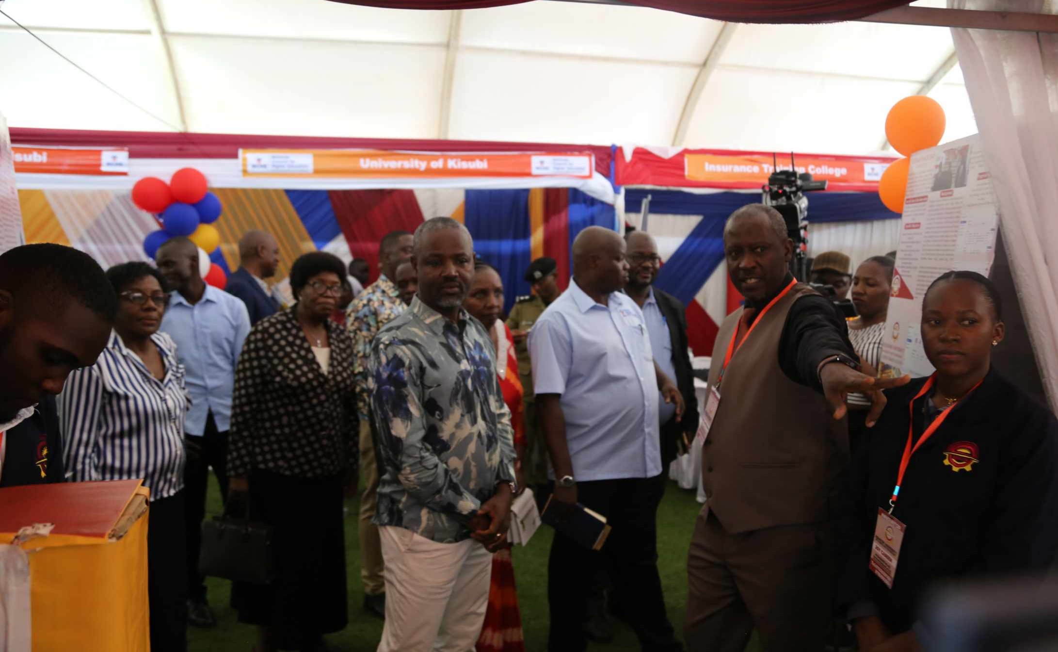 blog_image_EQUSaT Shines at NCHE Exhibition, Earns Praise from Deputy Speaker and Public Health Experts